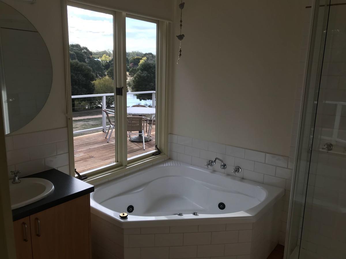 Lakeside Conti Villas Daylesford Exterior photo